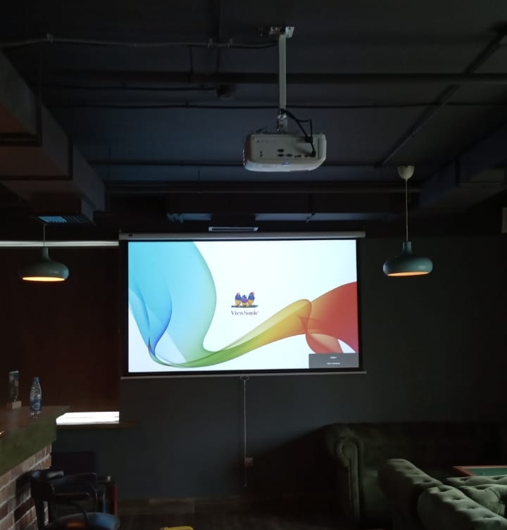 Создание мультимедийной системы для Myata Lounge