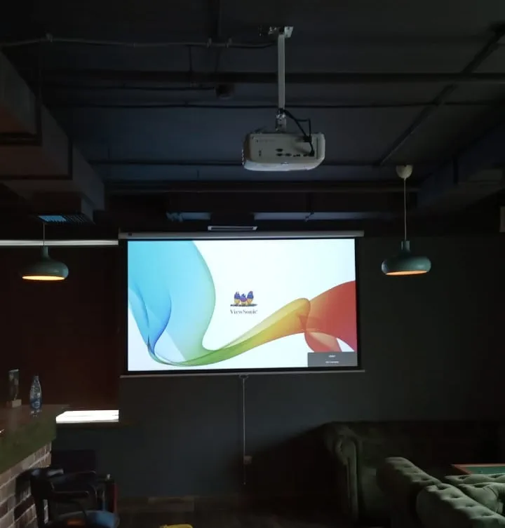 Создание мультимедийной системы для Myata Lounge